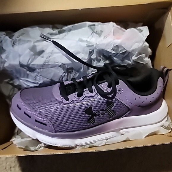 Under Armour UA Charged Assert 10 Women Size 6 Purple Athletic Shoes 3026179 NIB - Picture 5 of 6
